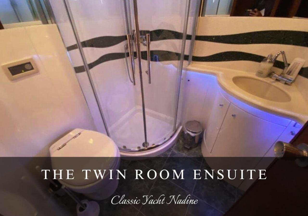 Classic Yacht Nadine In Poole Harbour, Dorset, With A Hot Tub Jacuzzi المظهر الخارجي الصورة